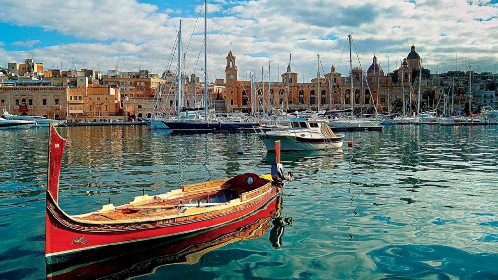 Travel Abroad : Malta